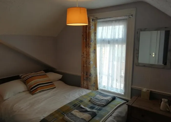Shirley Heights Hotel