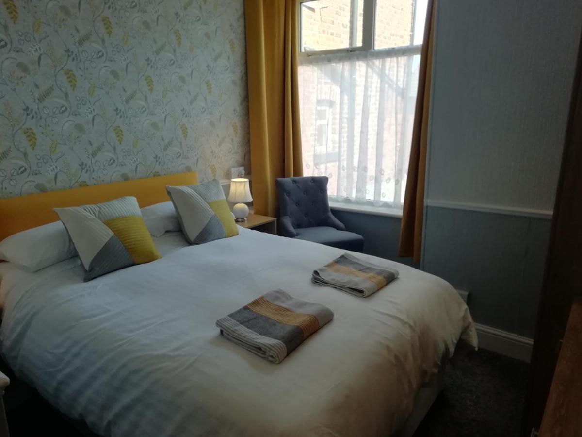 Shirley Heights Bed and breakfast Blackpool